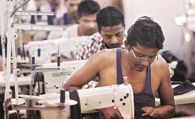 Contract workers: Govt to resolve tug of war between employers and unions contract workers