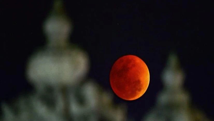 Supermoon,moon,lunar eclipse,blue moon,SPACE India,Nehru Planetarium,full Moon Supermoon,moon,lunar eclipse,blue moon,SPACE India,Nehru Planetarium,full Moon