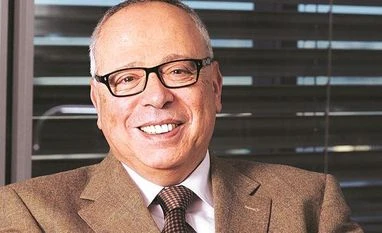 Arun Jaitley's last full-year Budget takes populist route but with caution Claude Smajda