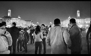 People at Vijay Chowk People at Vijay Chowk