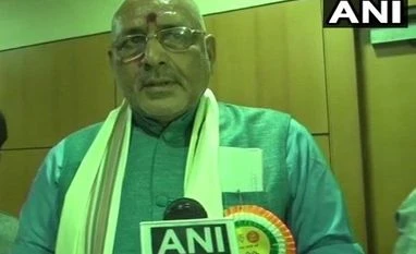 Giriraj Singh dragged to court for calling Muslims descendants of Lord Rama Ram Temple dispute,Giriraj Singh, Ramjanmbhoomi,Union minister Giriraj Singh, Ram Temple, Ayodhya,Shia Central Waqf Board ,Narendra Modi , Uttar Pradesh, Babri Masjid,