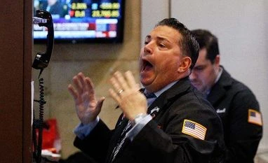Market rout: US stocks bounce back; Dow trades in almost 1,000-points range Wall Street