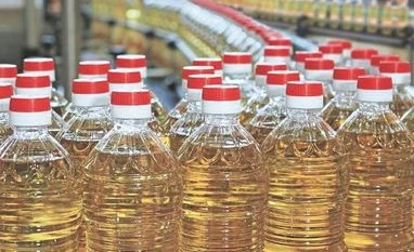 States told to Implement stock limit order on oilseeds, oil to check prices Edible Oil