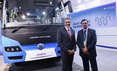 Ashok Leyland draws up Rs 10 billion investment plan for 2018-19 Vinod K Dasari, managing director, Ashok Leyland