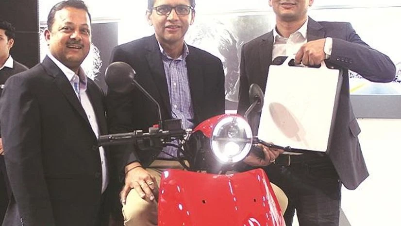From left: Farhaan Shabbir, president and co-founder, Twenty Two Motors; Parveen Kharb, CEO and co-founder, and Vijay Chandrawat, COO and co-founder, with the FLOW From left: Farhaan Shabbir, president and co-founder, Twenty Two Motors; Parveen Kharb, CEO and co-founder, and Vijay Chandrawat, COO and co-founder, with the FLOW