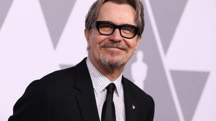 Gary Oldman in an Oscar lunch. Photo: Twitter (@DarkestHour) Gary Oldman in an Oscar lunch. Photo: Twitter (@DarkestHour)