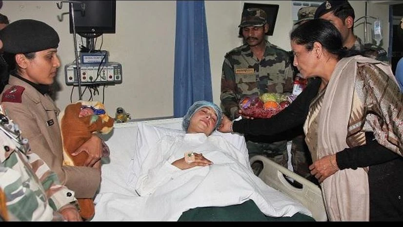 Sunjuwan Army camp attack,Nirmala Sitharaman, defence minister, Indian soldiers, terror attack, Jammu and Kashmir,Jaish-e-Muhammad,Pakistan,Chief Minister Mehbooba Mufti Sunjuwan Army camp attack,Nirmala Sitharaman, defence minister, Indian soldiers, terror attack, Jammu and Kashmir,Jaish-e-Muhammad,Pakistan,Chief Minister Mehbooba Mufti