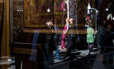 Angry Iranians ask Prez Rouhani to control inflation, reboot economy plans Iran