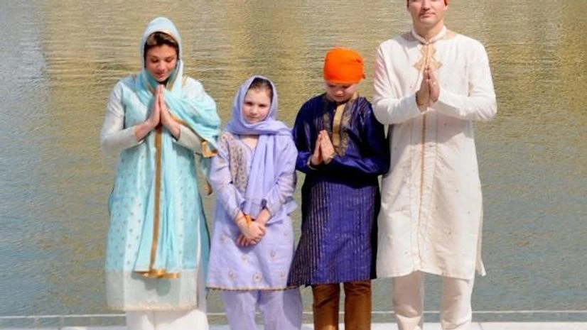 Justin Trudeau at Golden Temple Justin Trudeau at Golden Temple