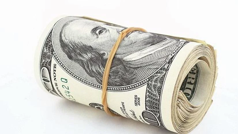 PNB scam fallout: Rupee forwards crash as banks stop issuing LoUs PNB scam fallout: Rupee forwards crash as banks stop issuing LoUs