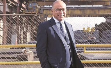 Sanjeev Gupta plans to snatch world's biggest battery crown from Elon Musk Sanjeev Gupta,Tesla, Elon Musk, Big Battery Project, Simec Zen, battery, Simec Zen Energy,