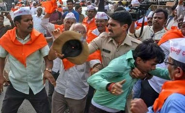 Making sense of Lingayat vs Veerashaiva debate: What Gauri Lankesh thought Karnataka Lingayat religion row: Congress' decision a blow for BJP? updates