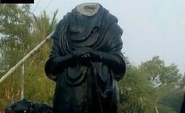 Another Periyar statue vandalised in Tamil Nadu, Rahul blames RSS-BJP periyar, statue vandalism