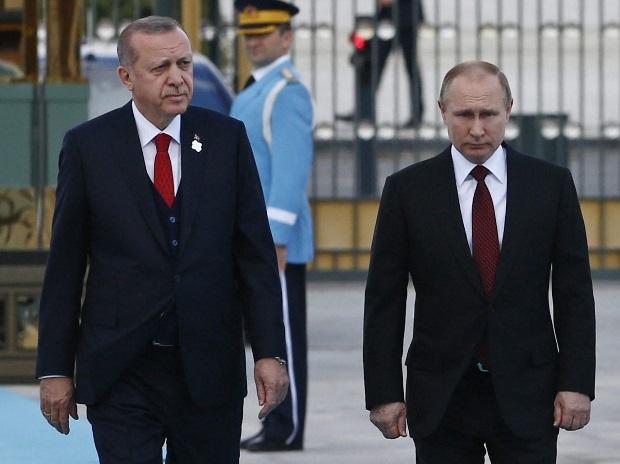 Erdogan discusses Ukrainian crisis with Putin, grain export key highlight