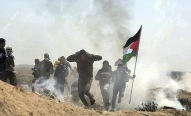 Palestinian killed, 40 injured as new clashes erupt along Gaza border Gaza conflict