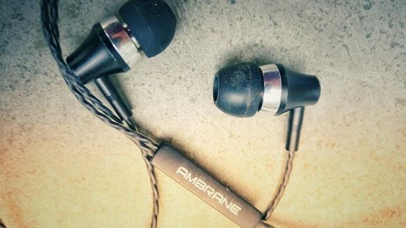 Earphones under 50 online rs