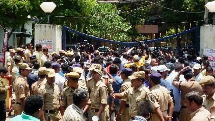 Mecca Masjid blast, Swami Aseemanand Mecca Masjid blast