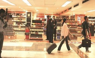 Airports may start using 'smart glass' to make you spend more Airports may start using 'smart glass' to make you spend more