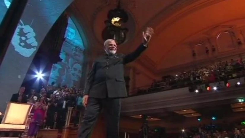 Modi during Bharat Ki Baat, Sabke Saath programme Bharat Ki Baat, Sabke Saath programme