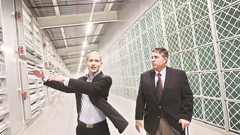 Tom Furlong, Joel Kjellgren Tom Furlong (right), vice president of site operations at Facebook, and Joel Kjellgren, data centre manager, at Facebook's server hall in Lulea