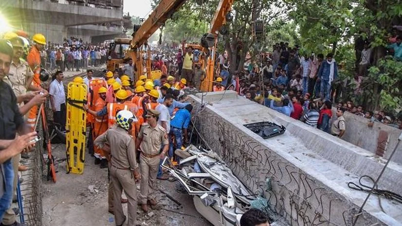 varanasi bridge, flyover collapse, varanasi bridge collage, bridge falls in Varanasi, varanasi flyover, varanasi breaking news, varanasi current news, varanasi news, varanasi death toll, varanasi accident, varanasi news live, varanasi latest news varanasi bridge, flyover collapse, varanasi bridge collage, bridge falls in Varanasi, varanasi flyover, varanasi breaking news, varanasi current news, varanasi news, varanasi death toll, varanasi accident, varanasi news live, varanasi latest news