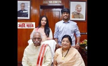 BJP MP Bandaru Dattatreya's 21-year-old son, Vaishnav, dies of heart attack Bandaru Vaishnav, Bandaru Dattatreya, BJP MP, Bharatiya Janata Party, Secunderabad constituency, Telangana , BJP chief K. Lakshman ,Andhra Pradesh