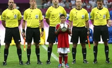 World Cup 2018: These two Indian kids will go to pitch with Neymar, Hazard Match boy