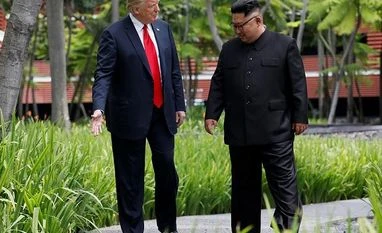 On the day of several firsts, Trump shows Kim interior of his limousine Donald Trump