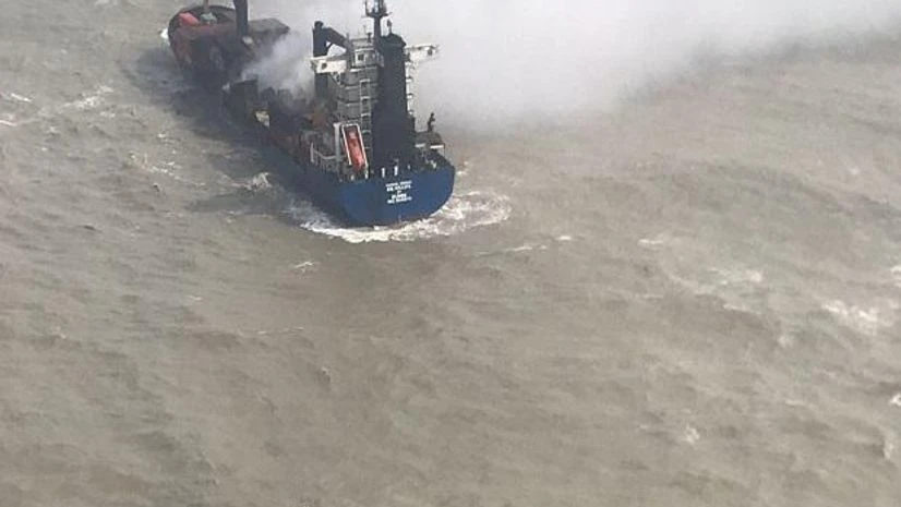 merchant vessel merchant vessel