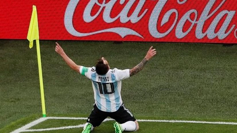 Messi breaks Argentina's record for caps at Copa America win Messi breaks Argentina's record for caps at Copa America win