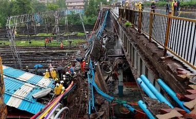 Andheri bridge collapse: Harbour line services restored, probe ordered Mumbai bridge collapse