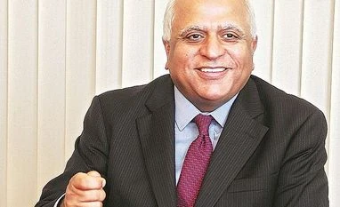 Rs 800-900 billion needed to resolve large toxic loans, says Sunil Mehta Sunil Mehta, Punjab National Bank, managing director and chief executive