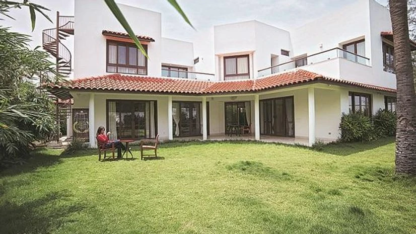 The Buckingham Gardens on Chennai’s East Coast Road has 17 villas priced Rs 105 million to Rs 115 million The Buckingham Gardens on Chennai’s East Coast Road has 17 villas priced Rs 105 million to Rs 115 million