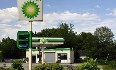 BP gives Caribbean refinery more time to hit operating targets: Report BP Plc