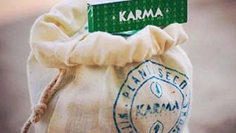 The real hand-made Filter Tips with live plant seeds which can be rolled with your cigarettes The real hand-made Filter Tips with live plant seeds which can be rolled with your cigarettes