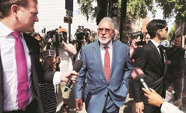UK court allows Indian banks to sell 6 posh cars belonging to Vijay Mallya vijay mallya