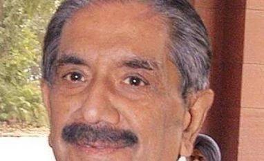 R K Dhawan, senior Congress leader and Indira Gandhi aide, dies at 81 R K Dhawan