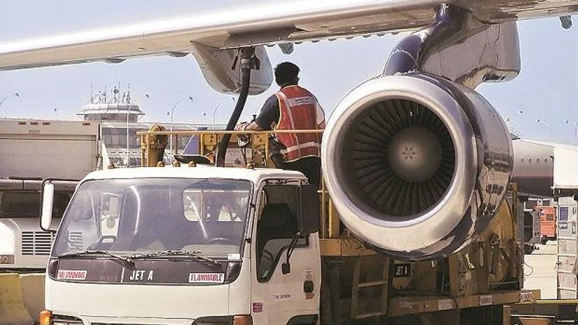 Aviation Aviation fuel joint venture: RIL's bid spooks oil marketing companies, AAI