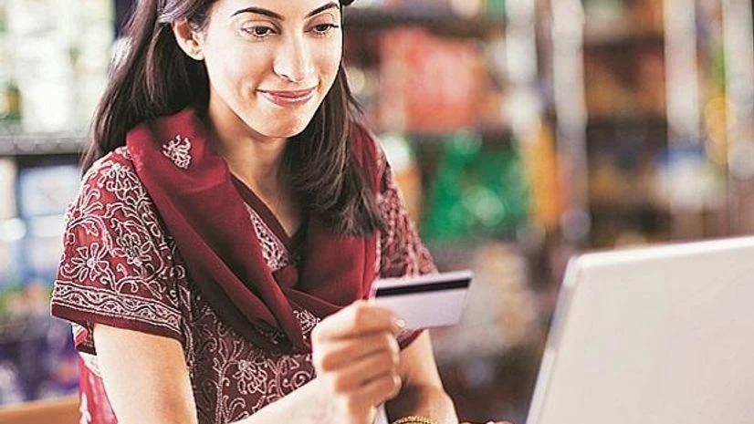 online retail, online shopping, e commerce, Representative Image