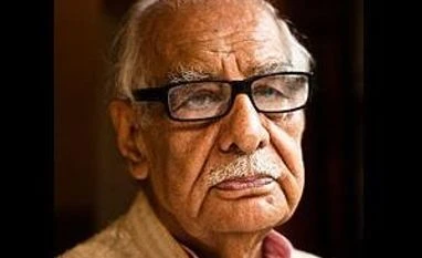 In last article, Kuldip Nayar told govt to focus on Northeast's development Kuldip Nayar