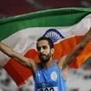 Manjit Singh celebrates after winning gold in 800m (Photo: Reuters)