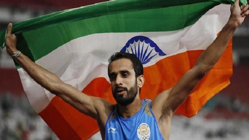 Manjit Singh celebrates after winning gold in 800m (Photo: Reuters) Manjit Singh celebrates after winning gold in 800m (Photo: Reuters)