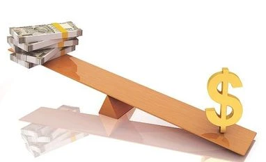 RBI dollar swaps: Into the unknown Experts divided on Reserve Bank of India's intervention strategy