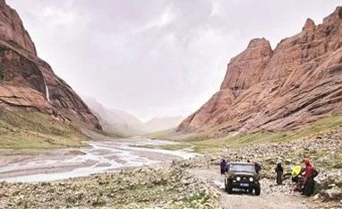 Tibet has lowest literacy among all provinces in China: Delhi think tank mount kailash, mount kailash trek, tibet