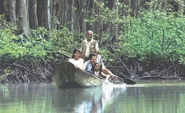 Axis MF's campaign takes the high ground of being a 'responsible' brand Screengrab of Axis Mutual Fund's new television commercial