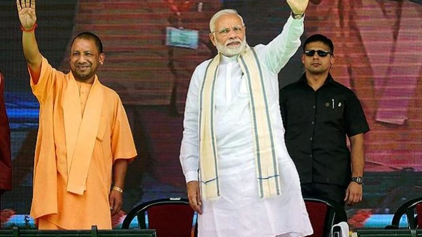 PM modi, narendra modi, yogi adityanath, UP CM, varanasi, PM modi, narendra modi, yogi adityanath, UP CM, varanasi,