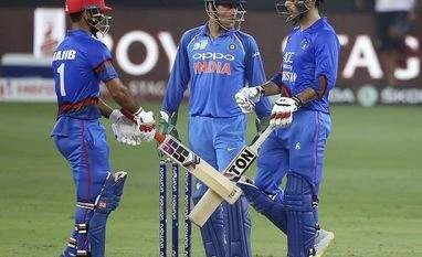 Dhoni's cover, Virat Kohli's workload key issues for ODI squad selection Dhoni,Kohli,Inida vs West indies