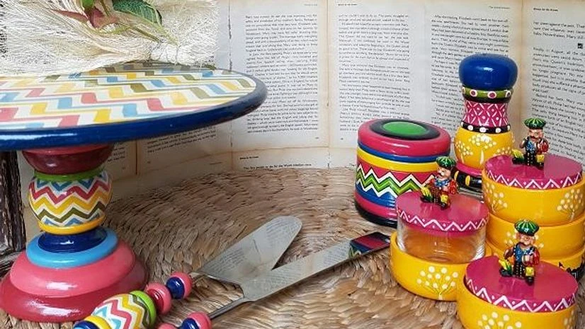 Woodcraft A set of utensils made by crafstmen in Varanasi.