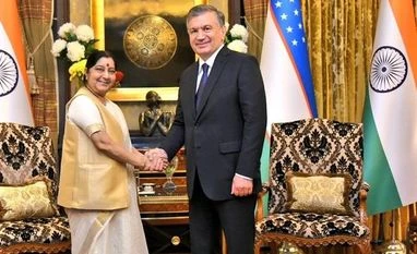 India, Uzbekistan sign 17 agreements for cooperation in various sectors Shavkat Mirziyoyev