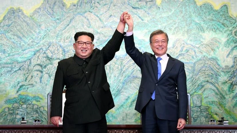 North Korean leader Kim Jong Un, left, South Korean President Moon Jae-in North Korean leader Kim Jong Un, left, South Korean President Moon Jae-in